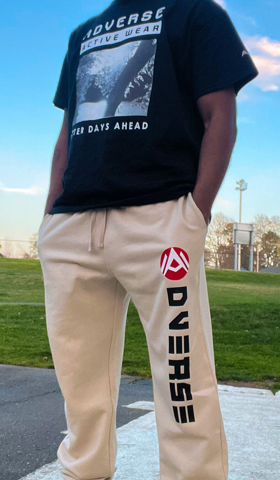 Miniatura: ADVERSE MEN'S FITTED BASKETBALL POLYBLEND JOGGERS - SAND