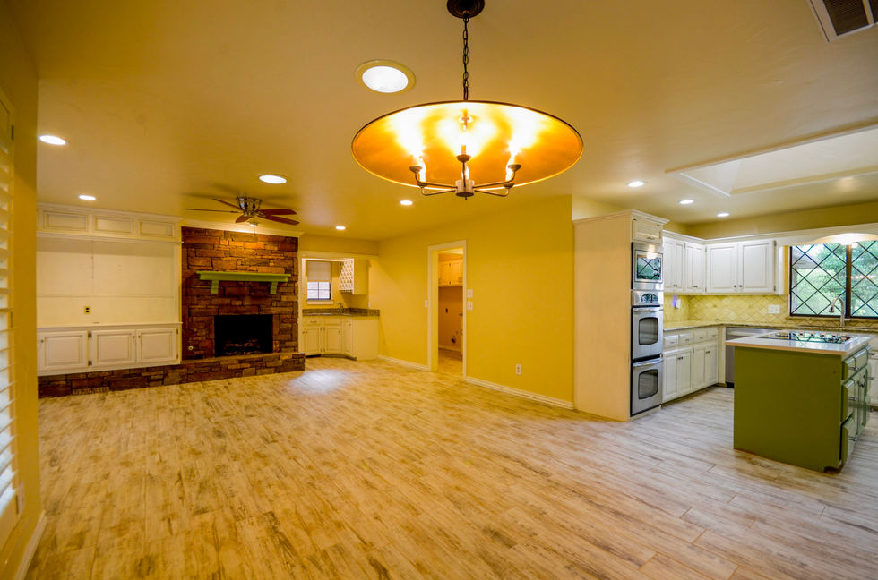 13-Living Room (14 of 31)