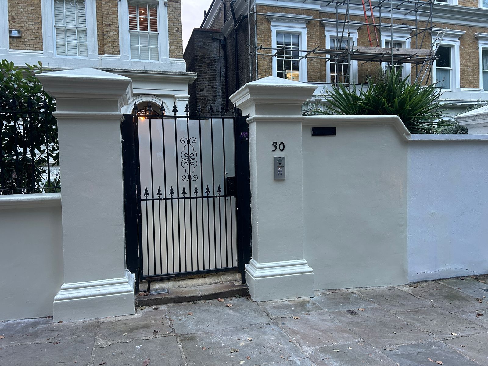Boundary Wall Painting & Graffiti Removal