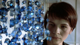 Kieslowski'den sinemaya özgürlük hediyesi: Three colors-blue
