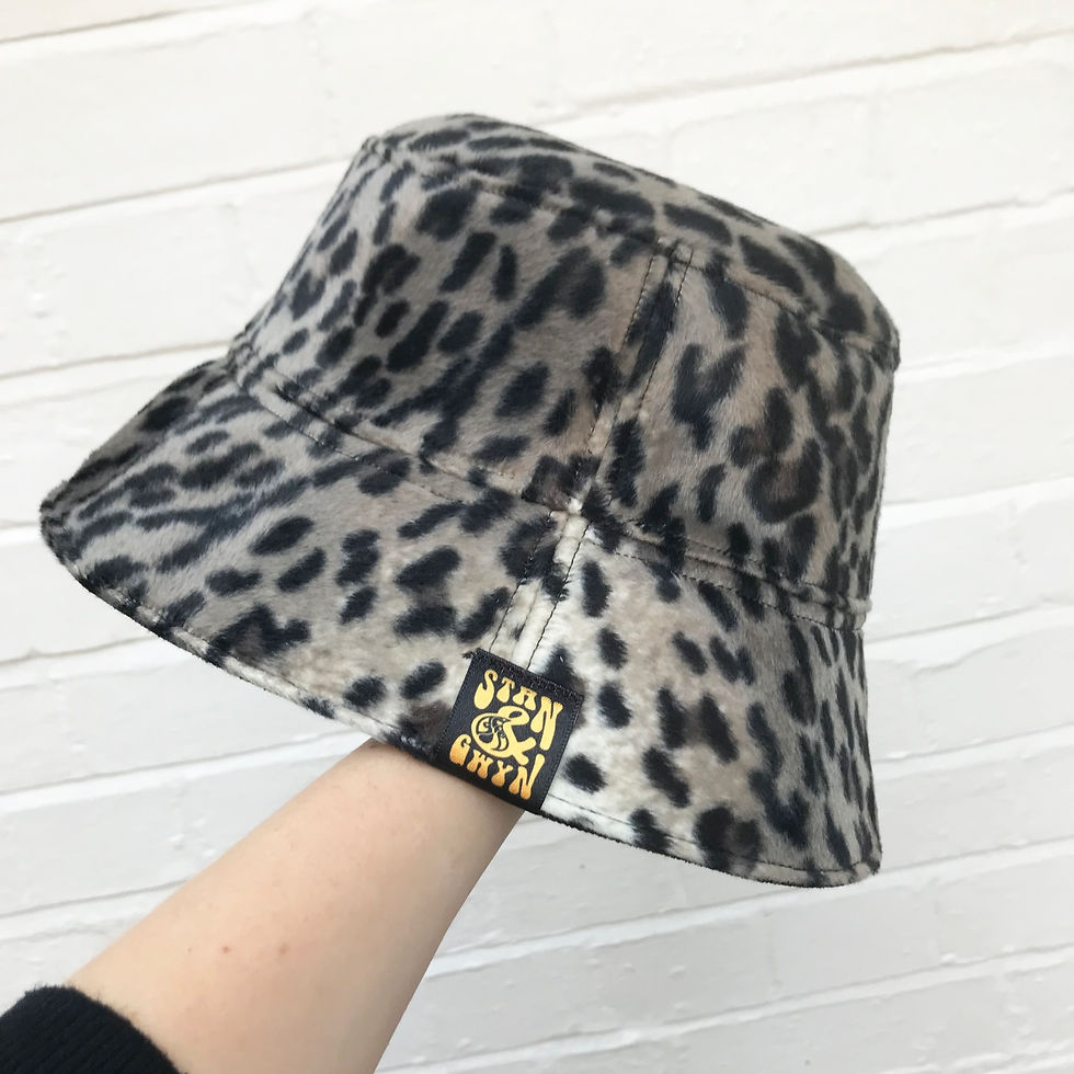 Miniatura: Silver Animal Print Bucket Hat