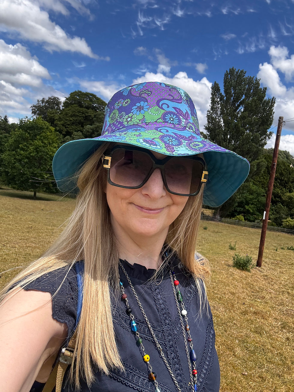 Miniaturbild: Blue Paisley Floral Wide Brim Sun Hat
