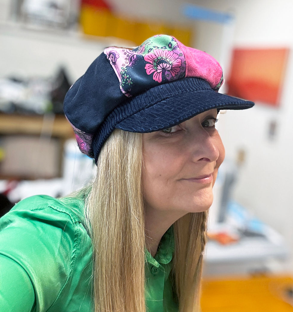 Miniaturbild: Paisley Floral Bakerboy Cap