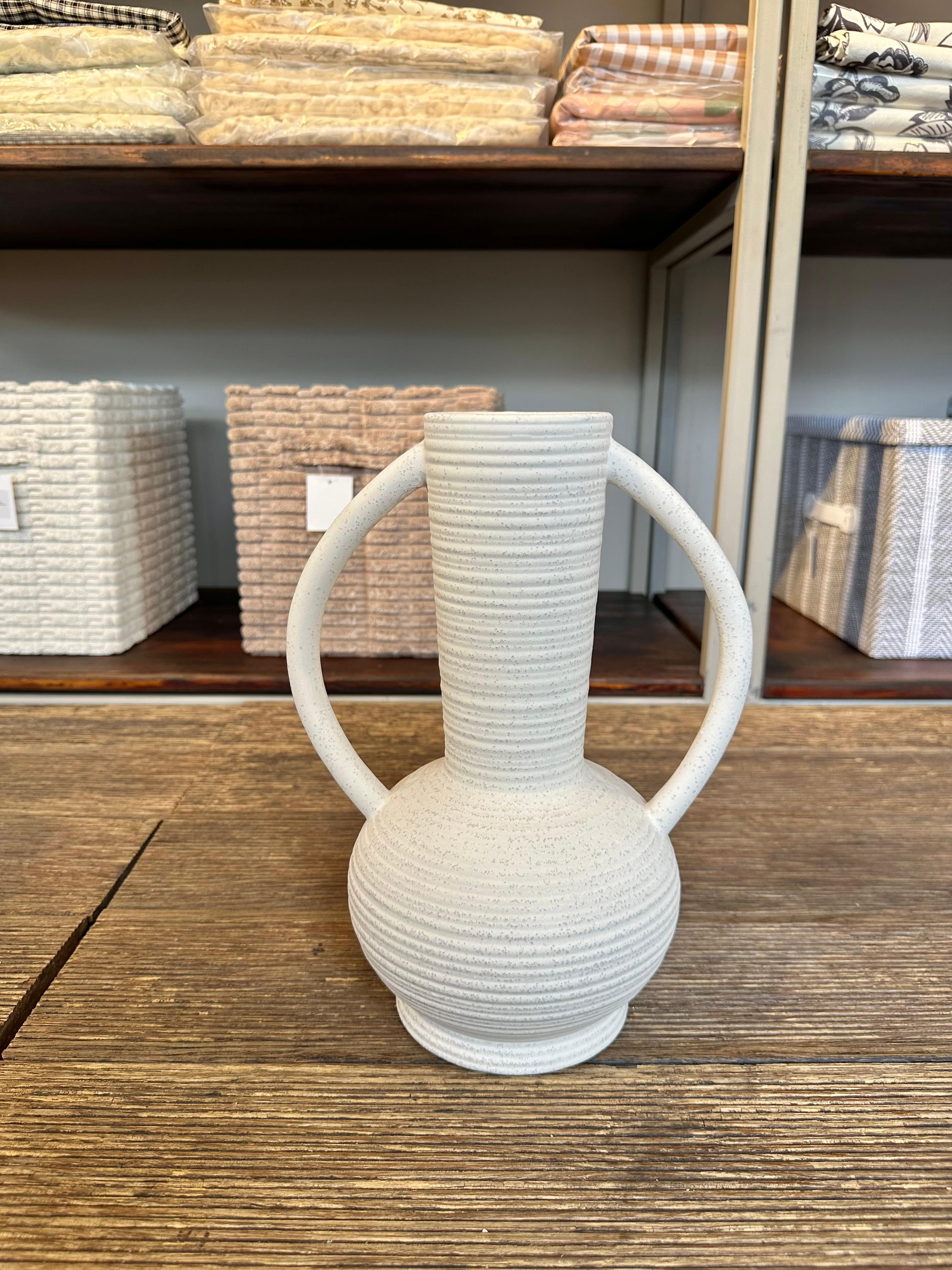 Vase 13