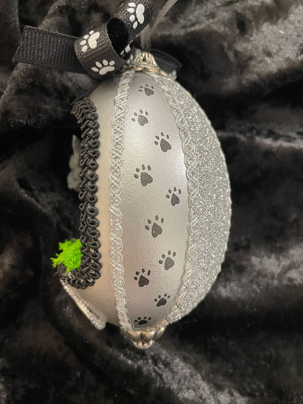 Thumbnail: French Bulldog ornament