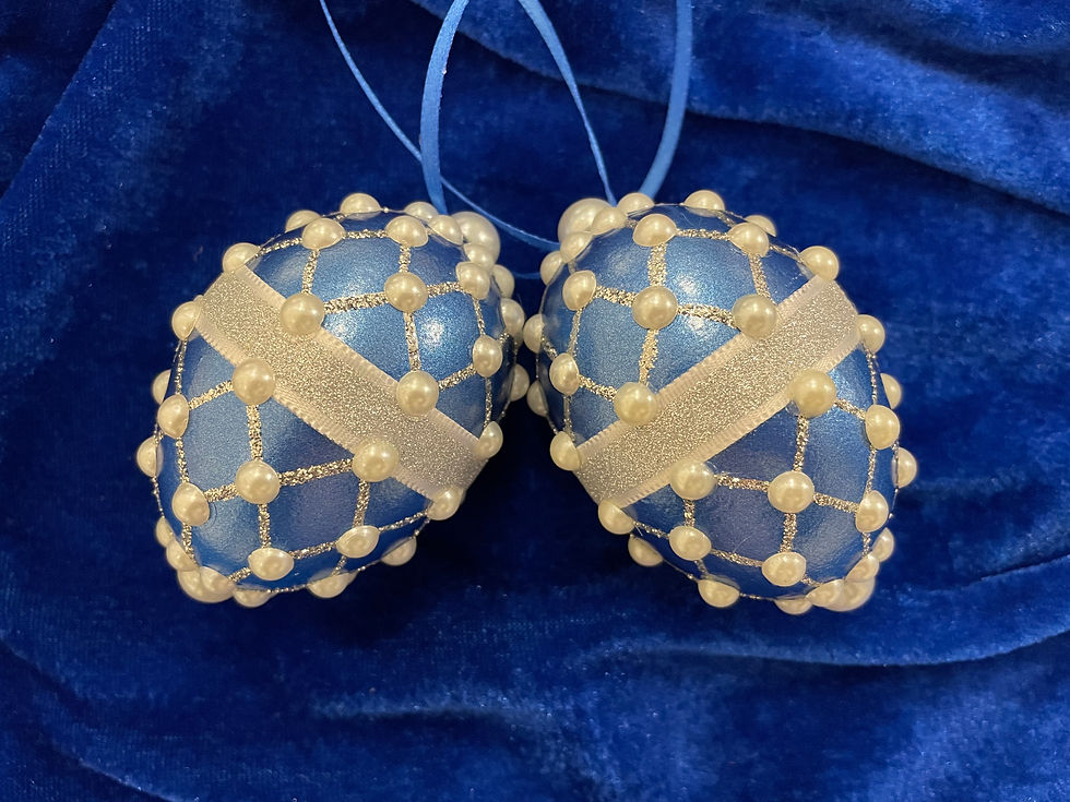 Thumbnail: Diamond Pattern Real Egg Christmas Tree Ornament