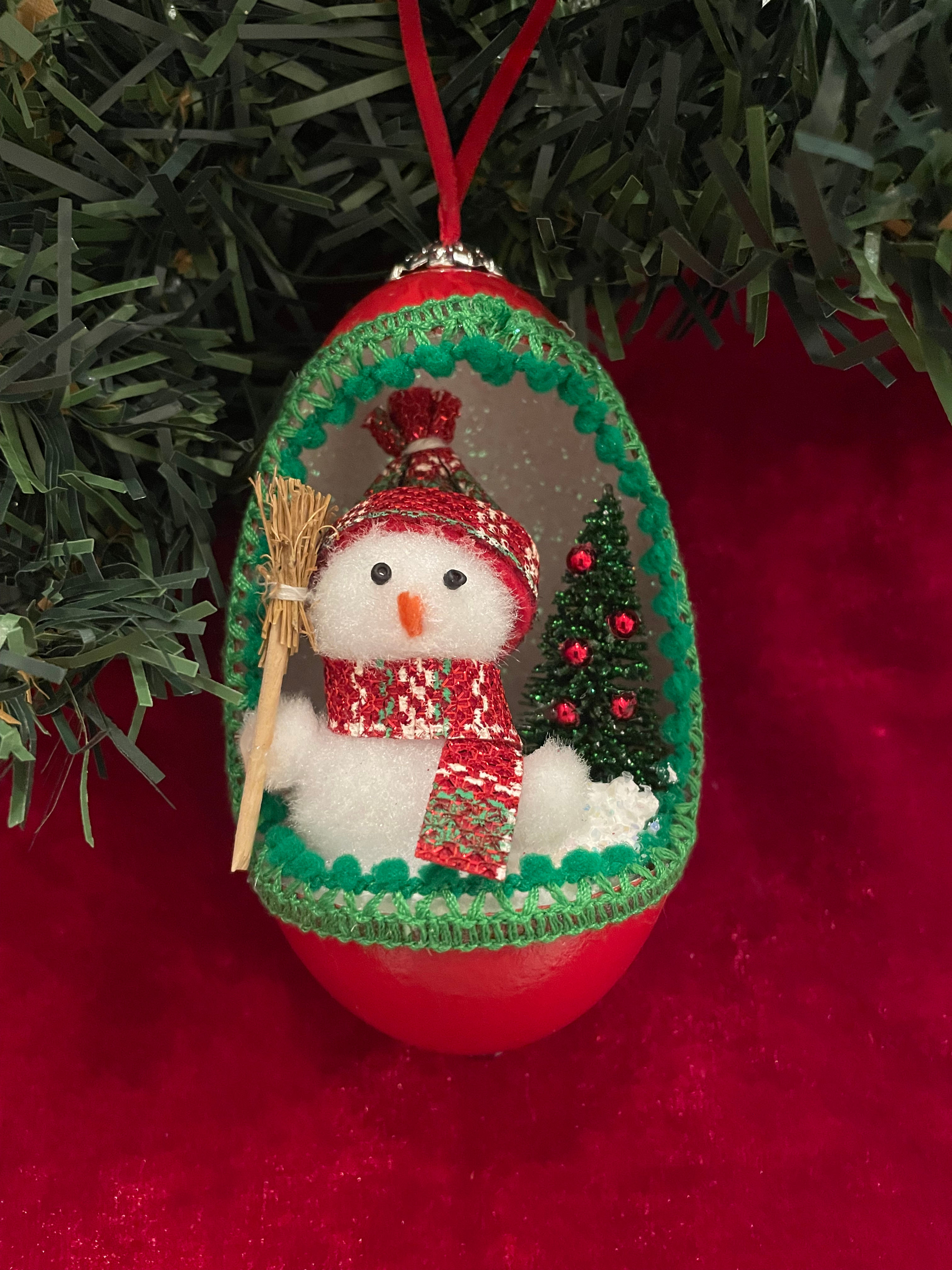 Cute snowman Christmas tree ornament