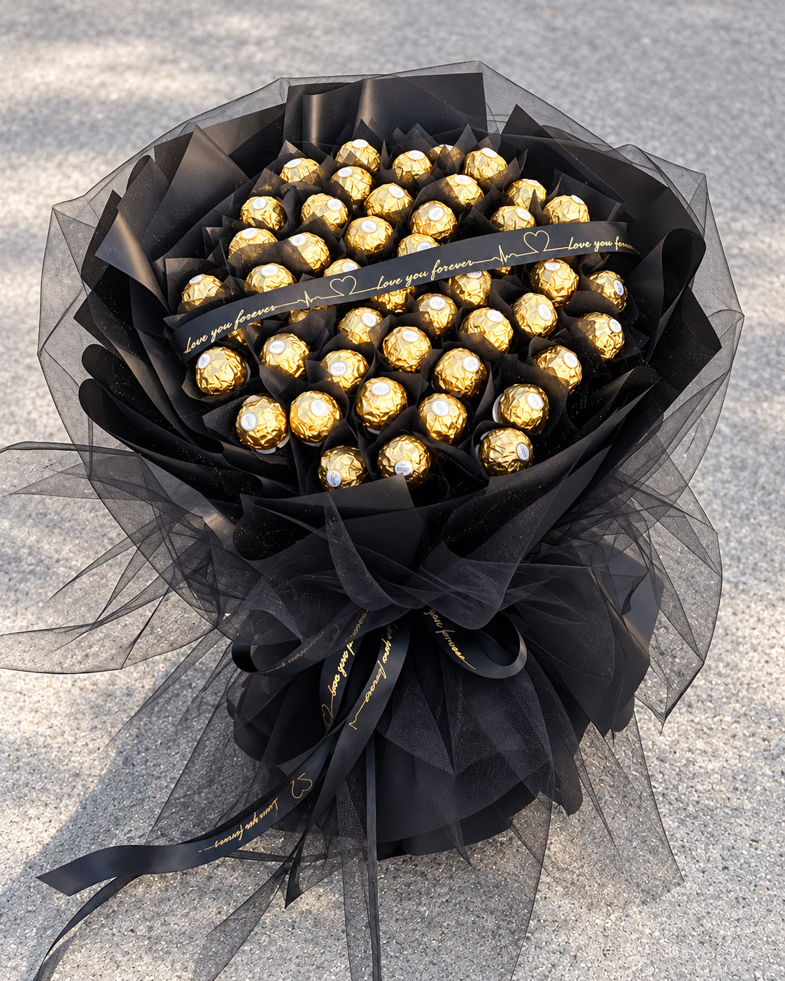 Golden Love – Luxury Ferrero Rocher Chocolate Bouquet