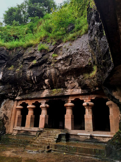 Elephanta caves tours with Citypulse Mumbai Tour