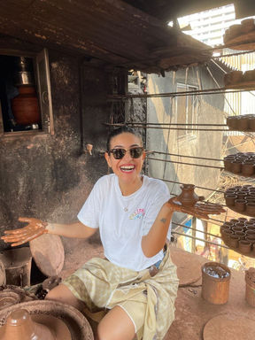 Dharavi slum tour and pottary workshop with citypulse mumbai tours