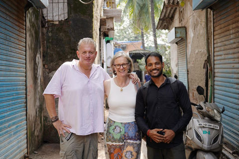Private Mumbai Slum Tour with citypulse mumbai tour with our best guide Janna