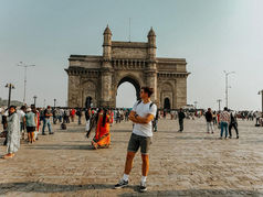Gateway of India during private Mumbai sightseeing tour with citypulse mumbai tours