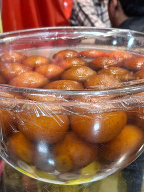Gulab jammun , indian's popular sweet in our street food tour with citypulse mumbai tours