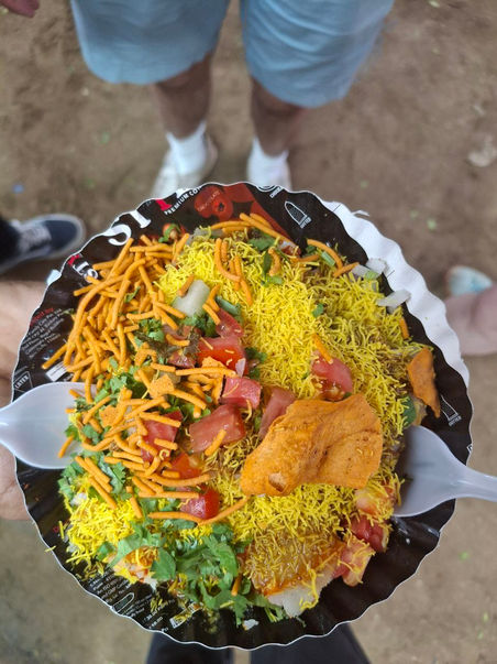 Street food tour with citypulse mumbai tour