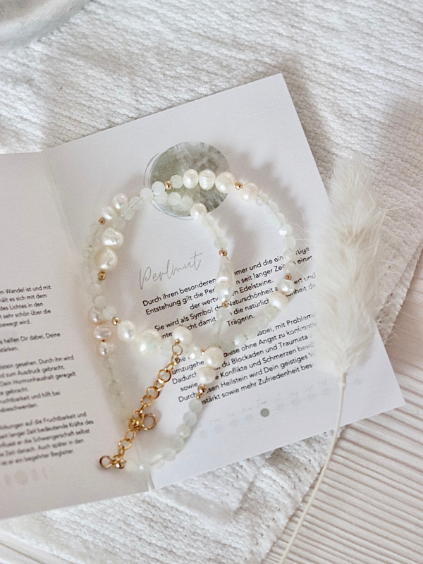 Miniatura: Handgemachte Halskette aus Mondstein und Geburtsstein / individuellem Monatsstein Heilstein