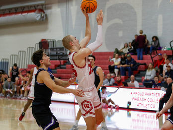 Little Giants grind out another NCAC win