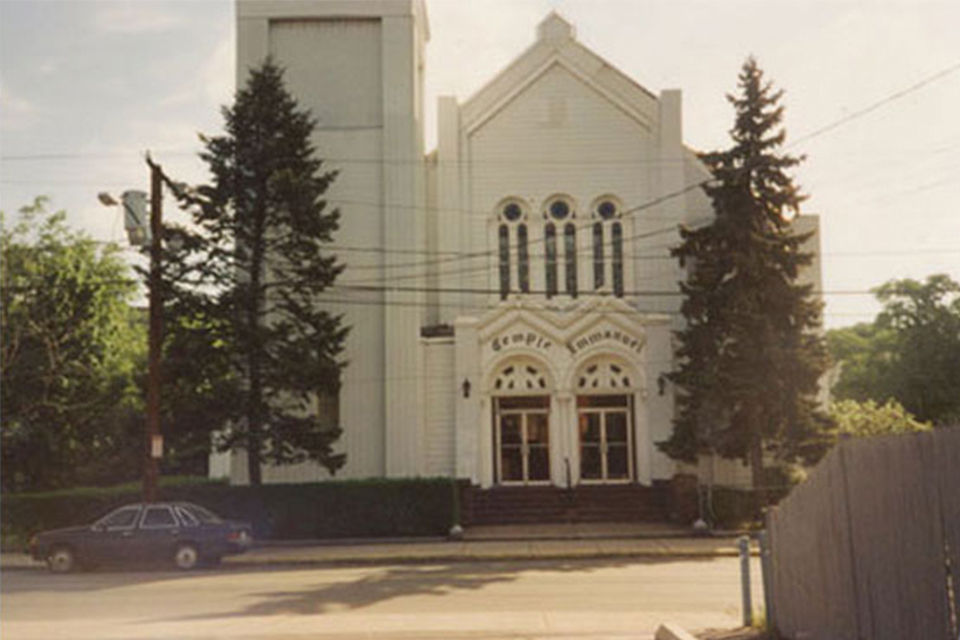 Exterior of Temple Emmanuel