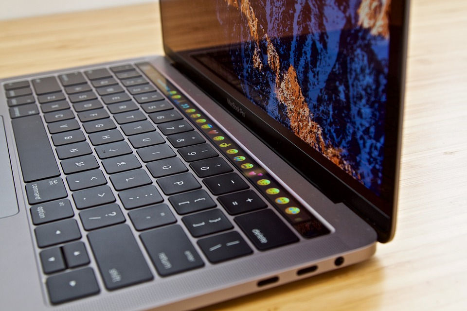Apple MacBook Pro Butterfly Keyboard