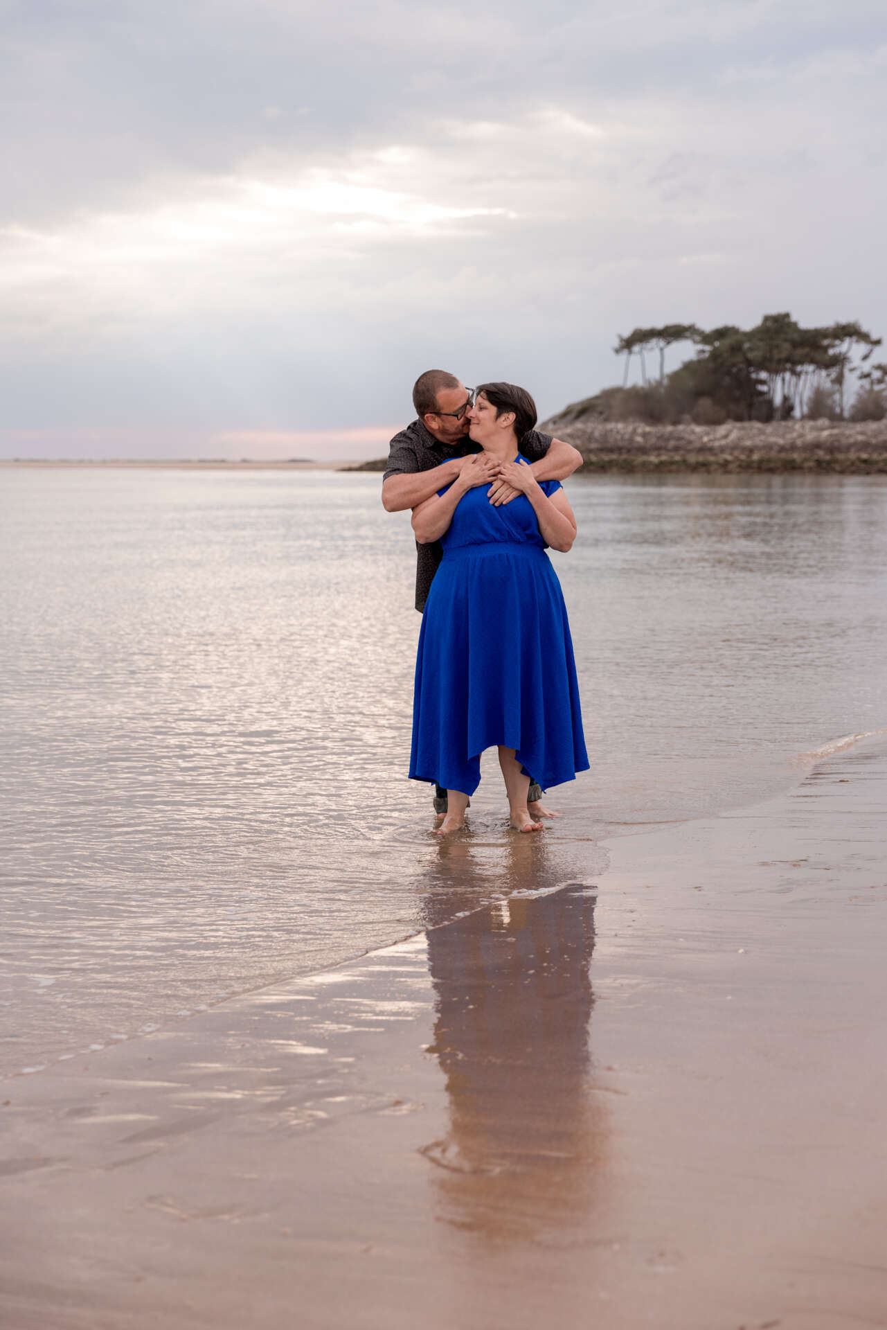 séance photo en couple à la rochelle plage shooting photographe