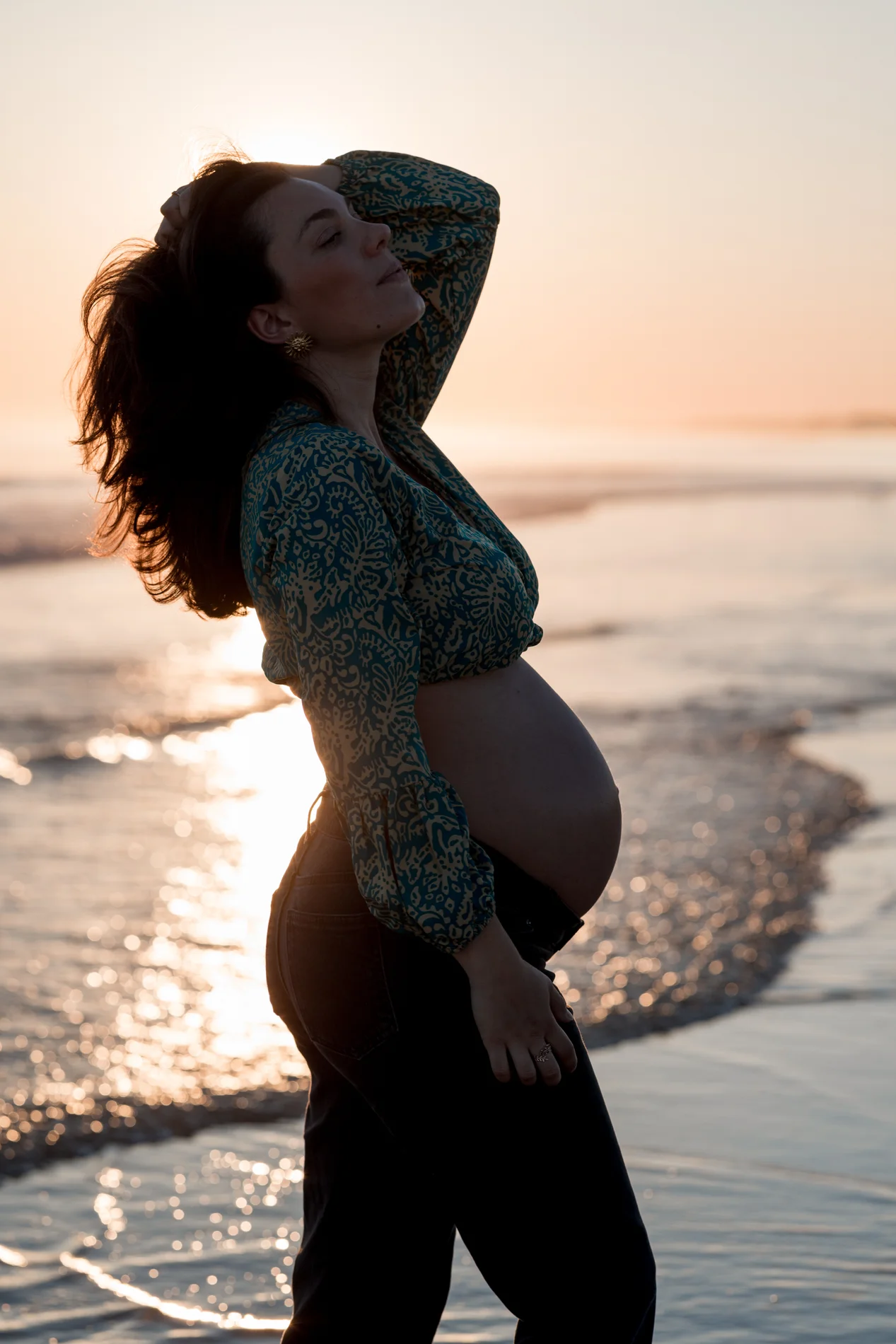 comment s'habiller pour une séance photo grossesse à la rochelle plage extérieur photographe ile de ré