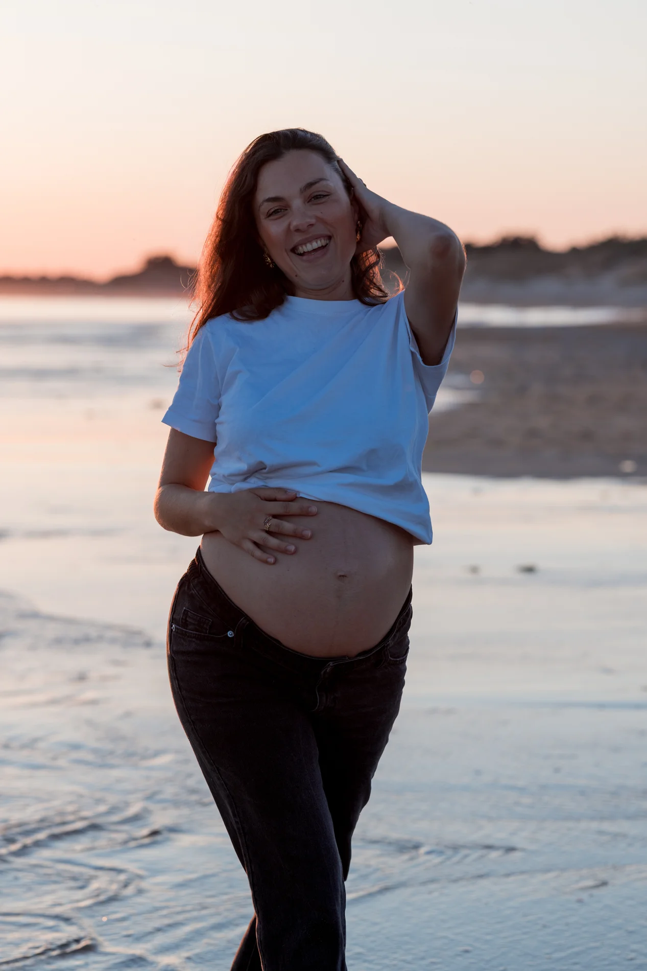 comment s'habiller pour une séance photo grossesse à la rochelle plage extérieur photographe ile de ré