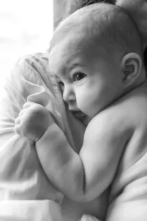 photographe à la rochelle bébé nouveau né à domicile shooting