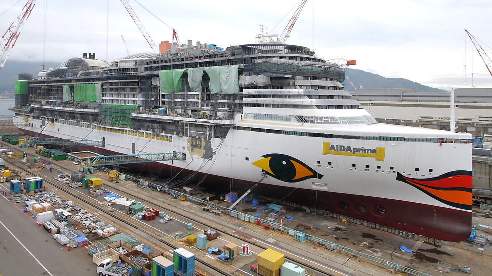 AIDAprima in der Mitsubishi Heavy Industries Werft in Nagasaki