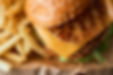 hamburguesa Hawai con papas