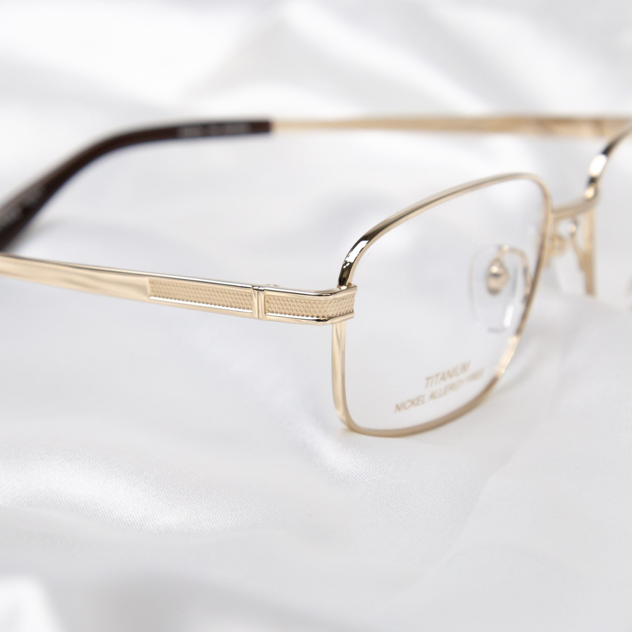 กรอบแว่น SEIKO T1142 55-17-140 COL.001