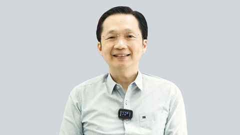 คุณ พงศธร เอื้อมงคลชัย 