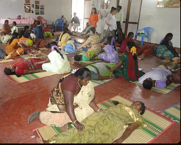 Mara Hagglund teaching energy healing at Action Center in Auroville
