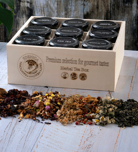 Herbal tea set with 9 different premium natural organic mix inside