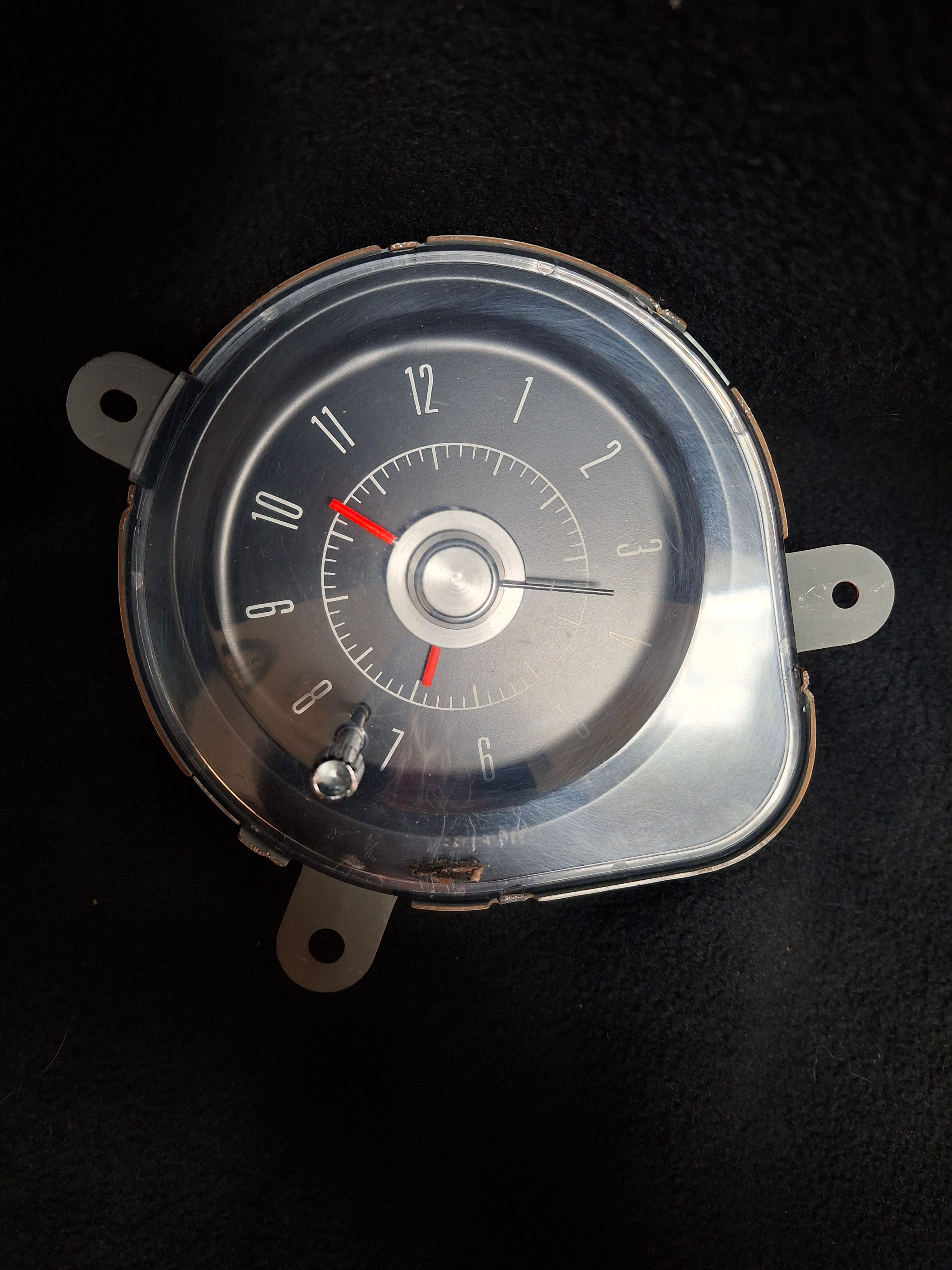 1968-69 FORD FAIRLANE CLOCK