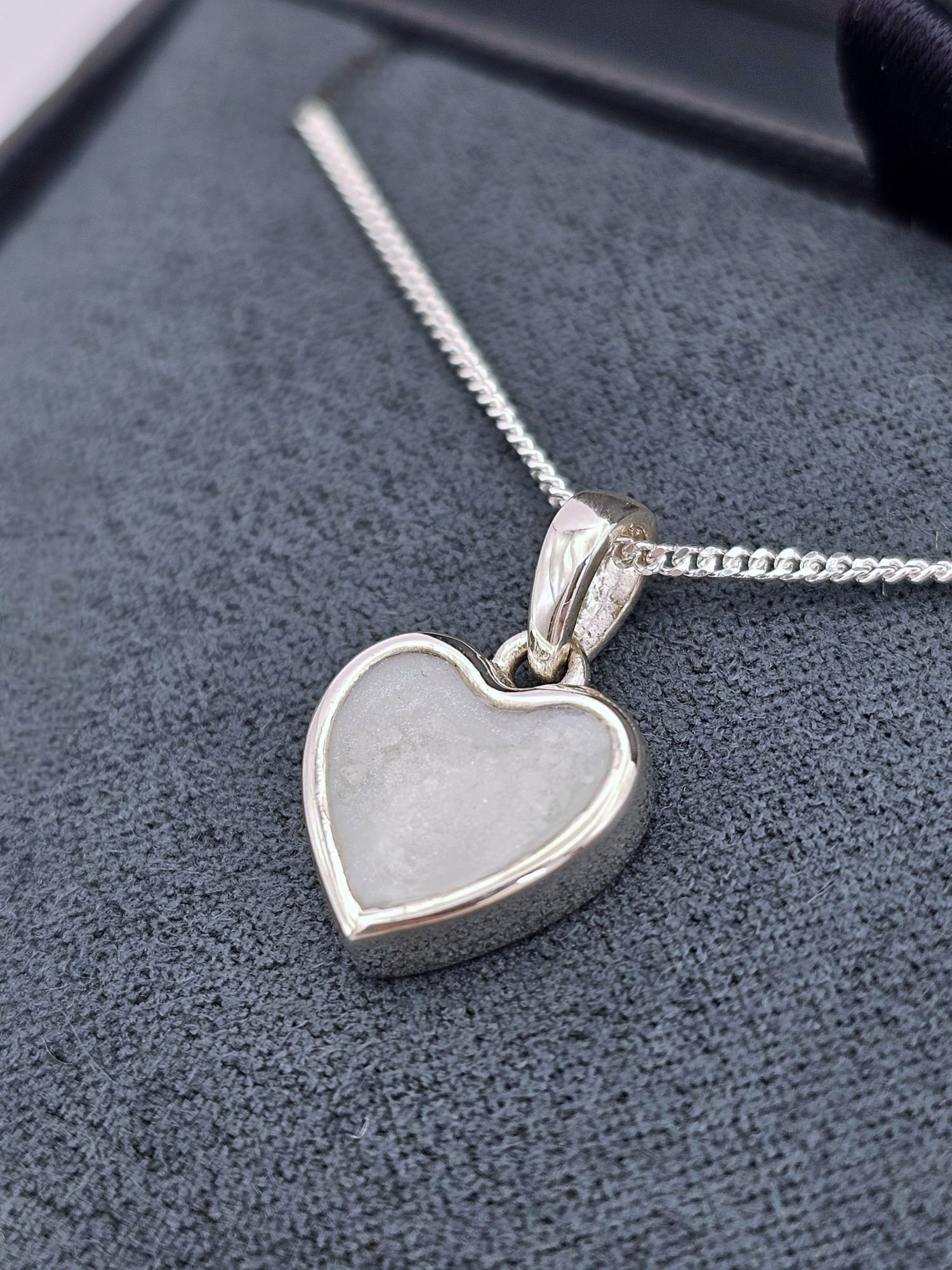 'King Of Hearts' Sterling Silver Horse Hair Keepsake Pendant
