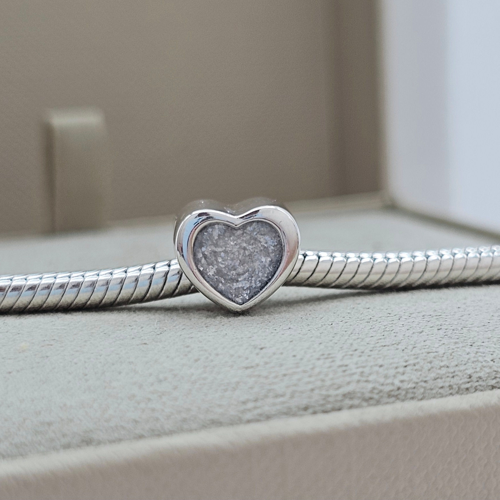Thick trimmed heart memorial bracelet charm for ashes and hair