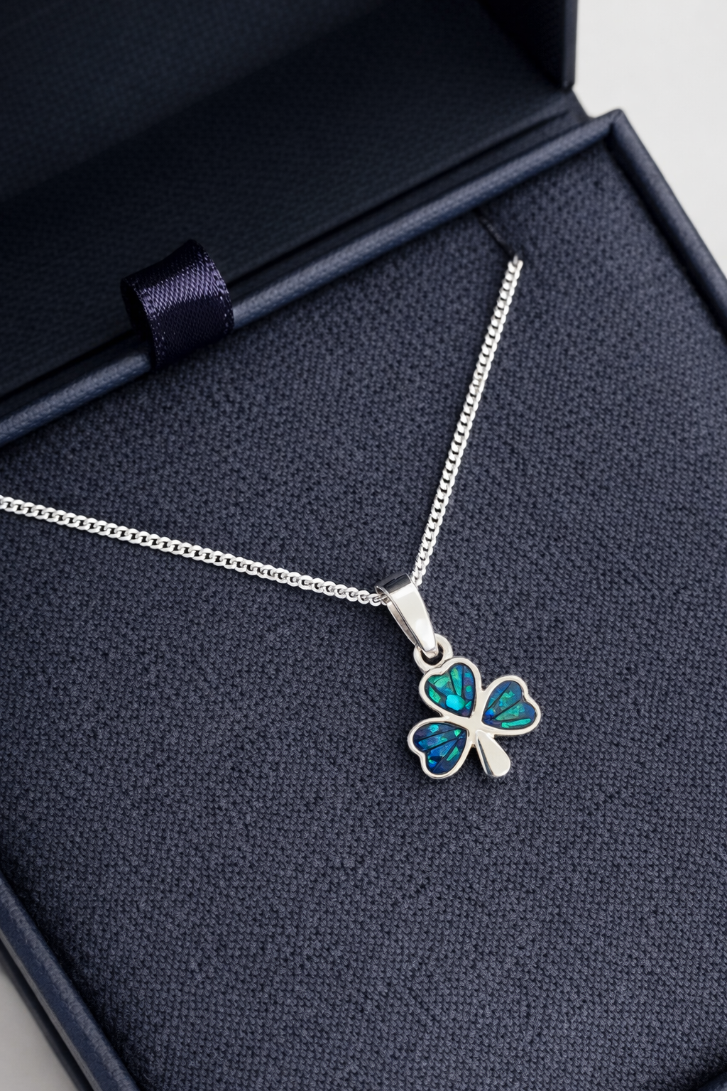 'Luck Of The Irish' Sterling Silver Shamrock Horse Hair Mini Pendant