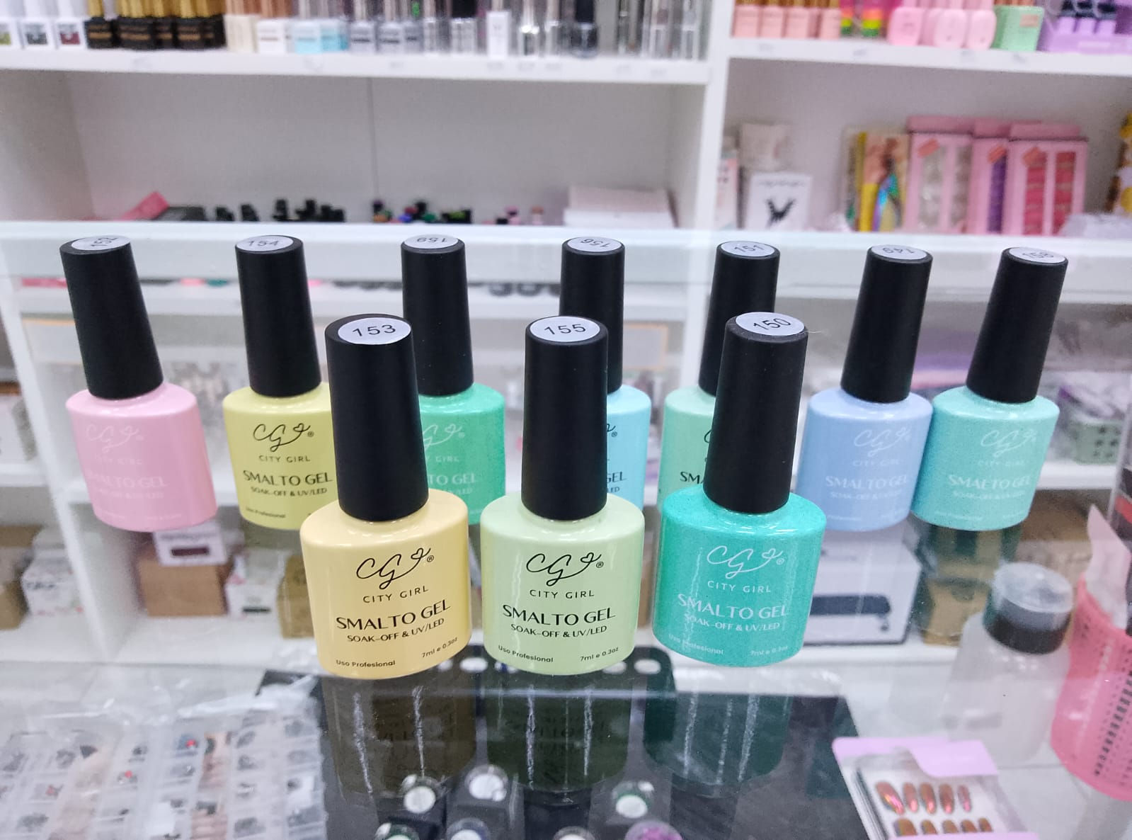 Esmaltes semi City pasteles