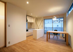 0701770016_SOUTHSIDE BLDG_2階_リビング・ダイニング.jpg