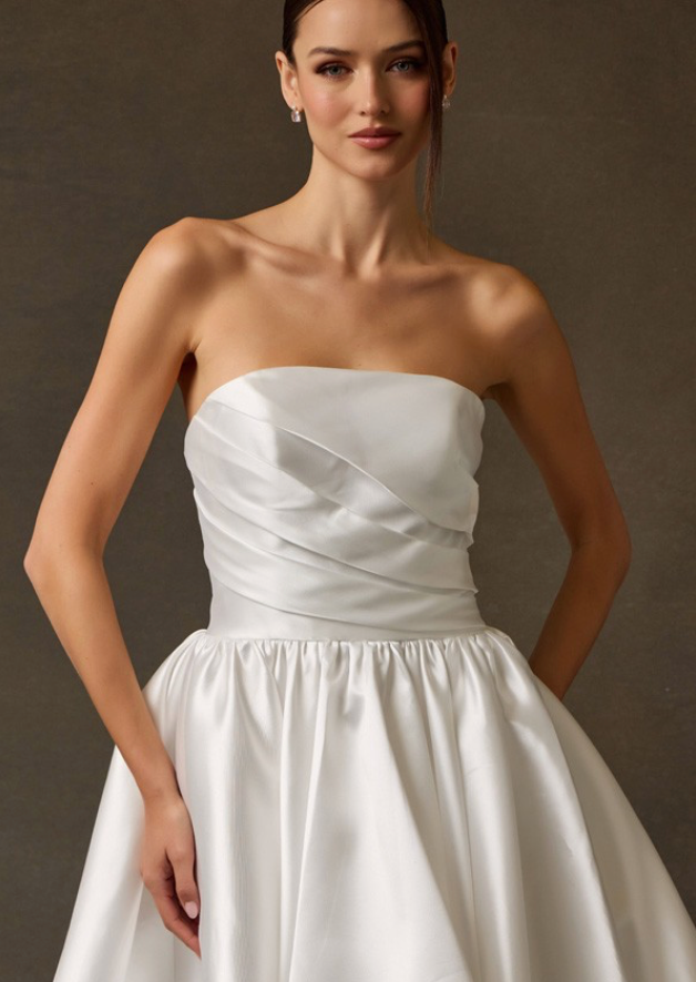 Thumbnail: Poppy Wedding Dress