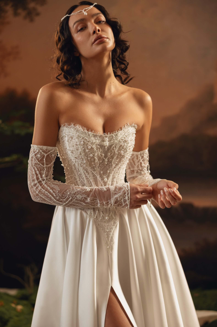 Thumbnail: Marisol Wedding Dress