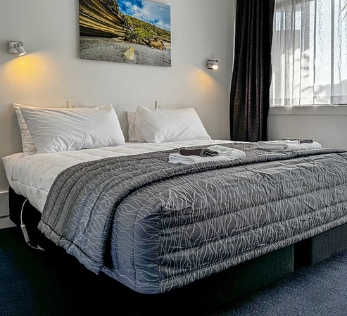 Rec-Accommodation-NewBed-4_edited.jpg