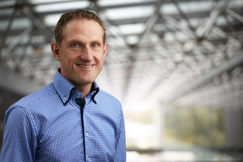 The work, which was led by Michael Reimer, developed faster detectors with ultra-low timing jitter and dark counts may soon pave the way to practical entanglement applications @ University of Waterloo