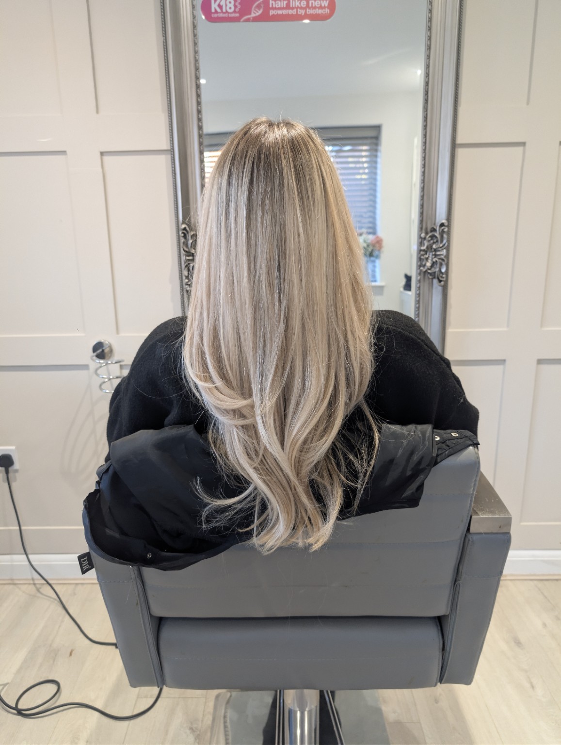 Soft blonde layers by Danny Arthurs Hairdressing