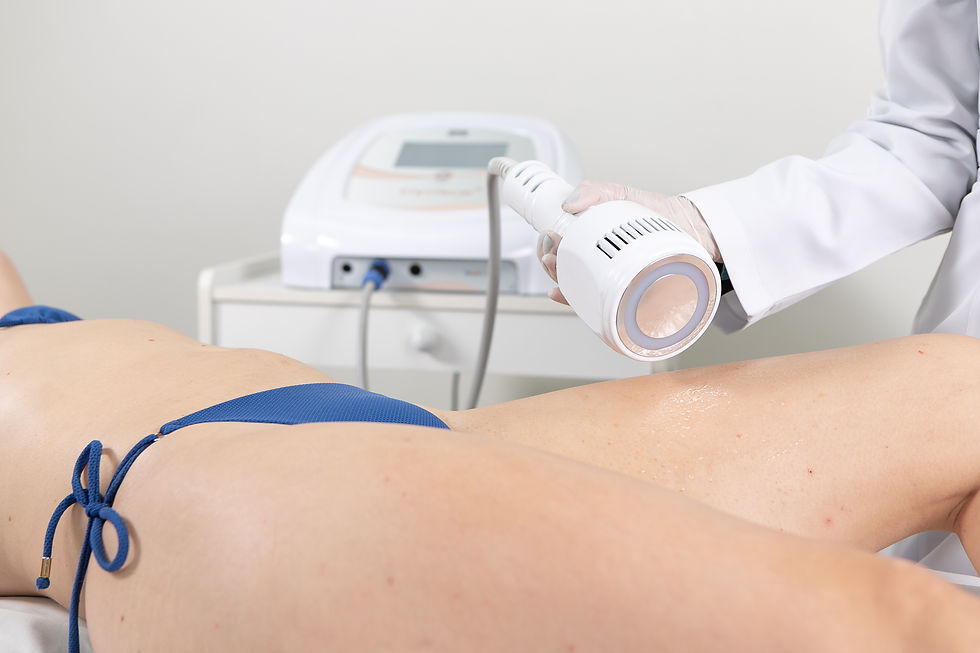 O Cryotecar é o aparelho pioneiro em criofrequência e radiofrequência fracionada ablativa não invasiva. Com 6 terapias poderosas em um único equipamento, incluindo criofrequência, radiofrequência, criotecarterapia e muito mais, o Cryotecar redefine os padrões de excelência tecnológica.