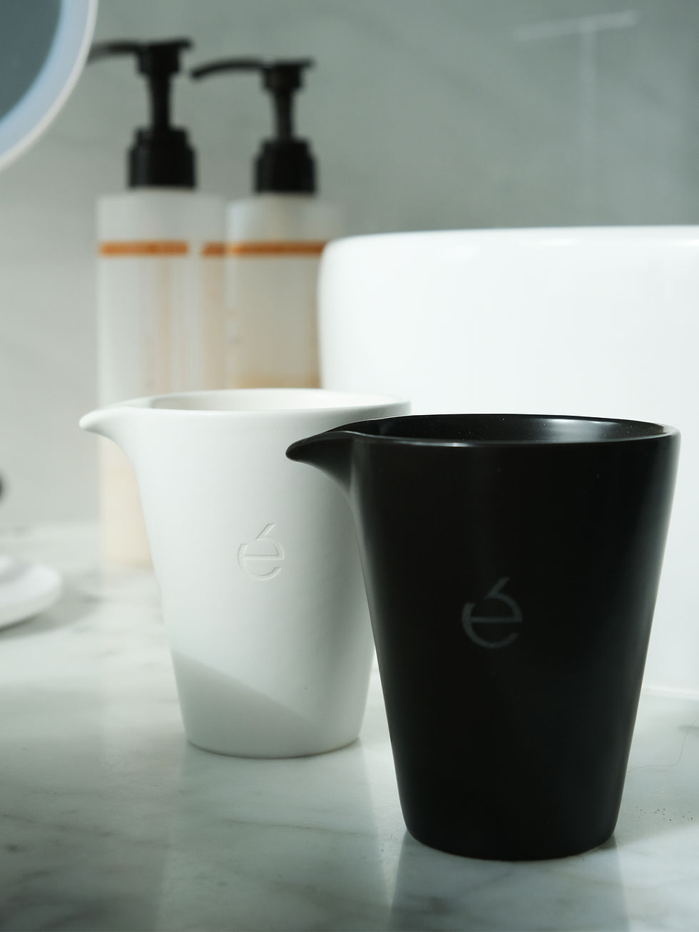 Thumbnail: Zero Essentials 'Couple' Massage Candle Set still life