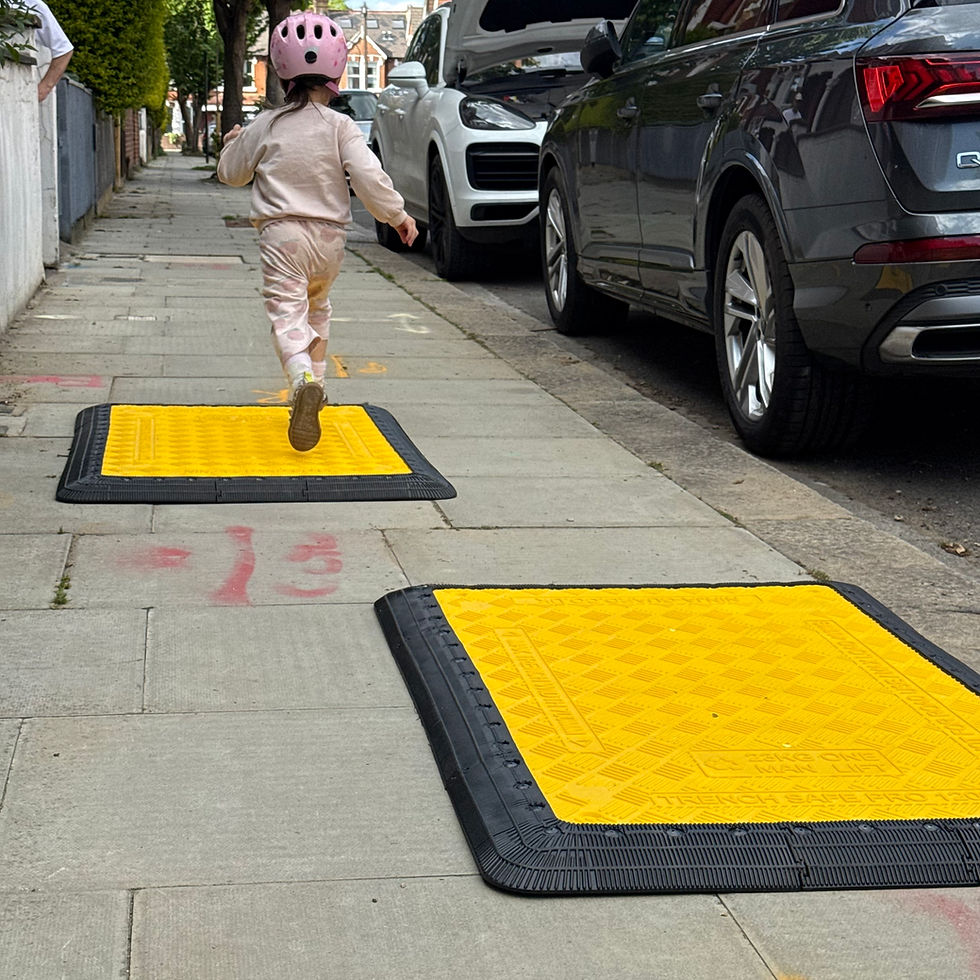 A girl running on the trench cover, the trench cover has anti-slip surface.