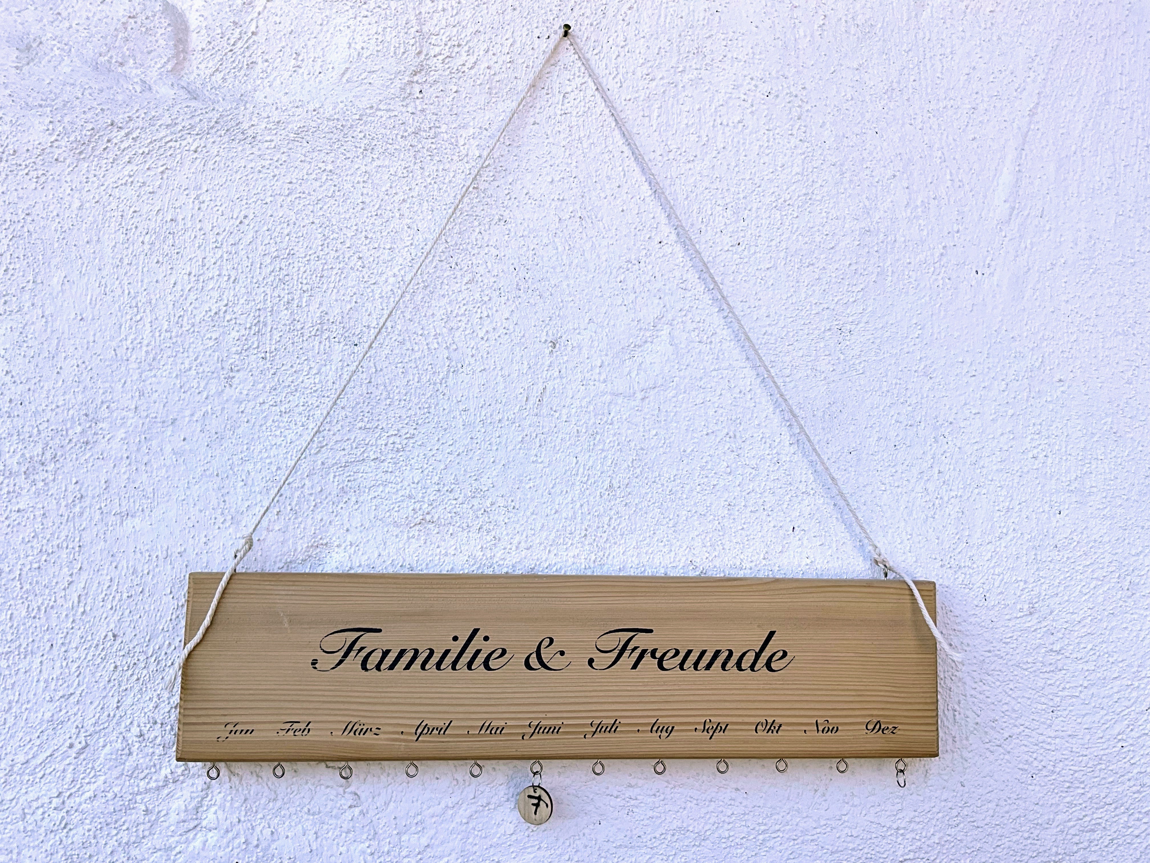 Miniaturbild: KALENDER FÜR FREUNDE UND FAMILIE