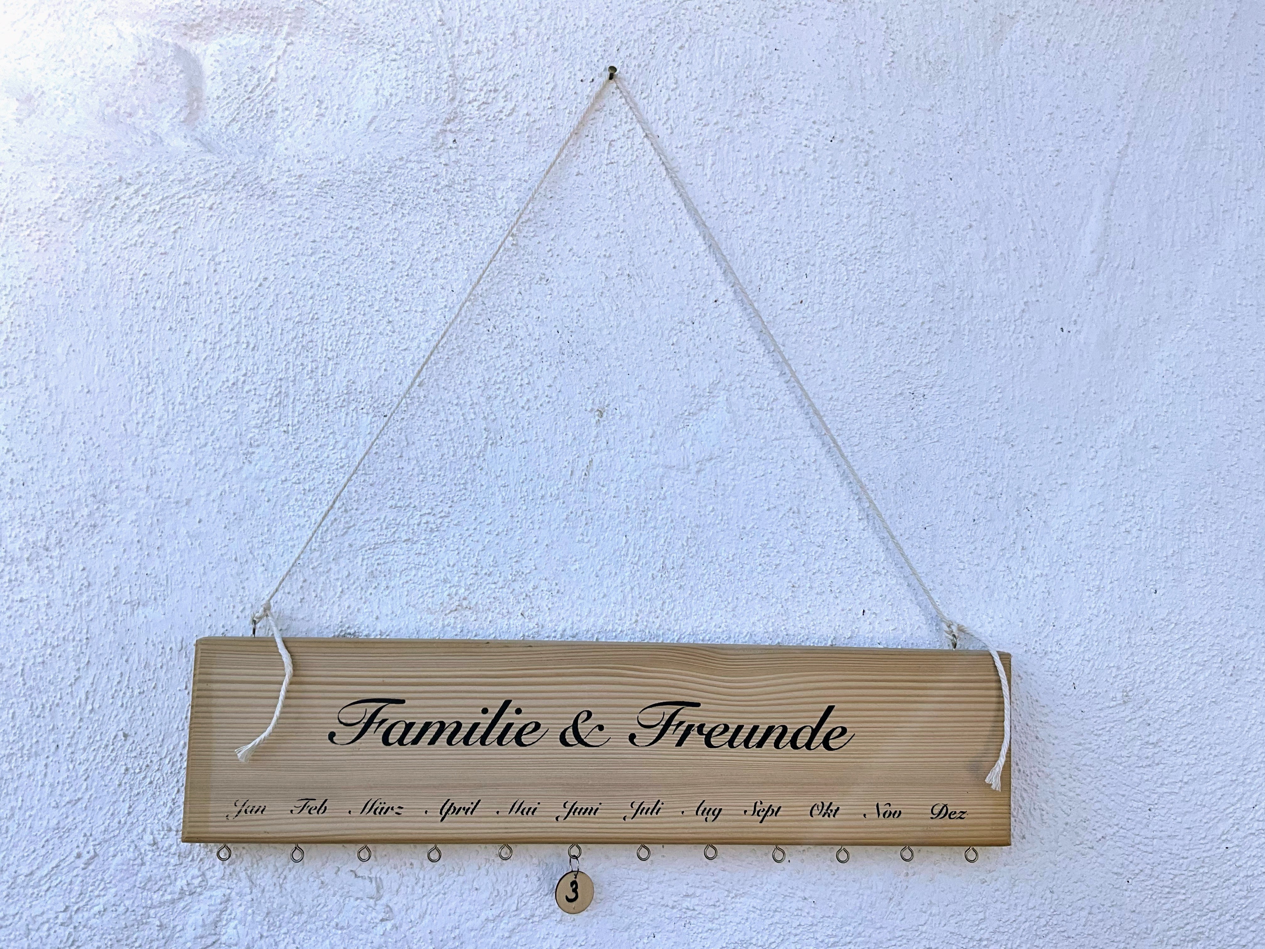 Miniaturbild: KALENDER FÜR FREUNDE UND FAMILIE