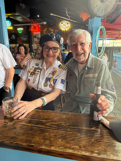 Key West crowd at Key West EmPOURium.