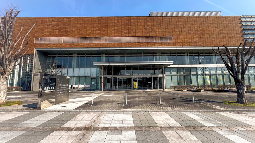 JR山形駅前の山形テルサ